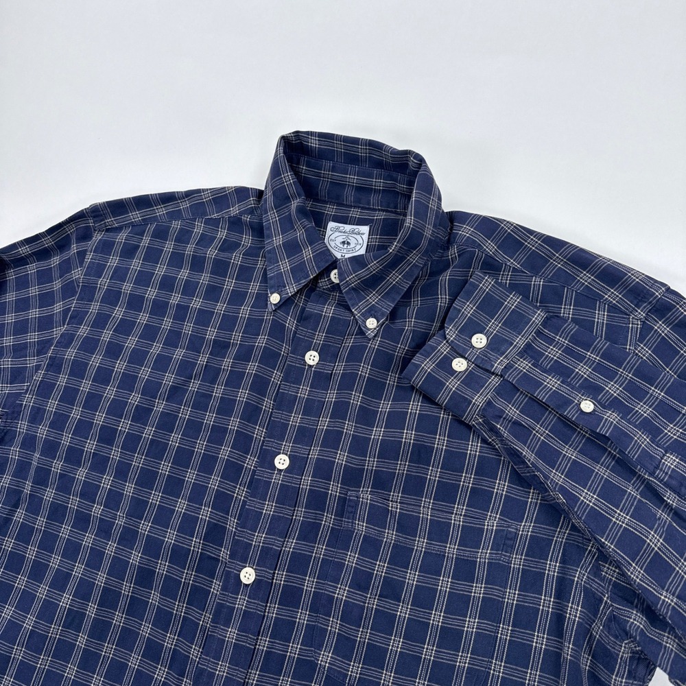 Brooks Brothers Mens Shirt Medium Navy Blue Plaid Sport Button Down Classic